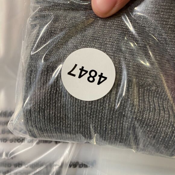 New Forever 21 Top Women M Medium Gray Sleeveless Hooded Viscose - Picture 11 of 11